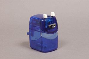 様々なタイプのラブドールが揃う